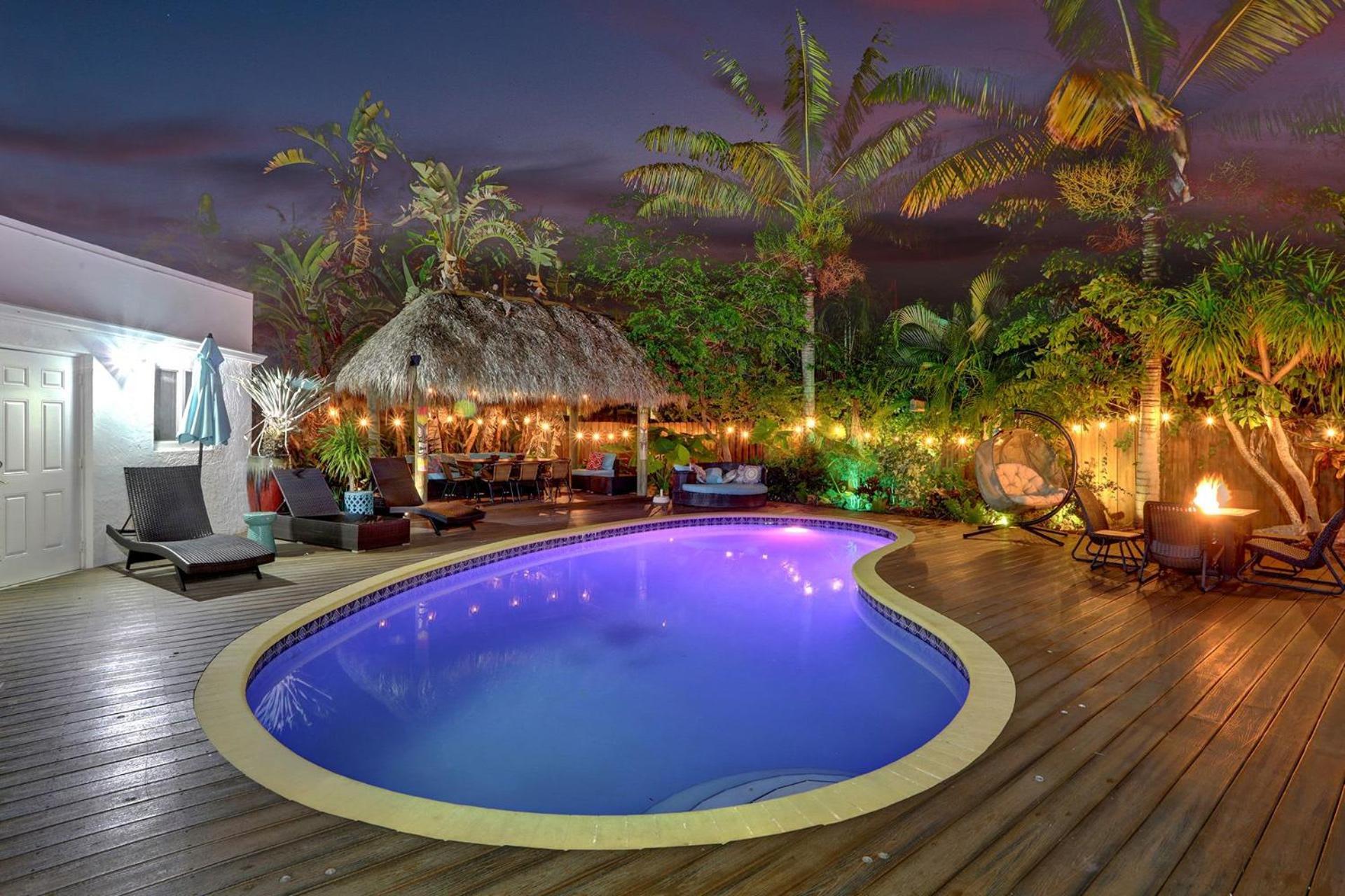 Private Pool With 5 Bedroom Retreat Hollywood Exterior photo